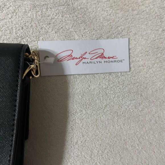 MM Black Gold Tone Hardware Red Lined Crossbody Bag Purse - Picture 11 of 11